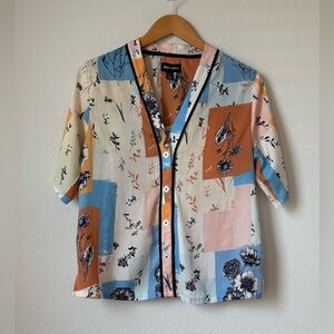 Room Service Short Sleeved Floral Pattern Button Up Pajama Top size XSmall